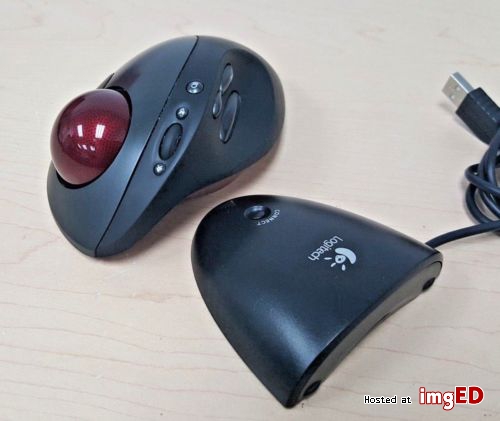 which is better logitech810 or 811 for windows and mac